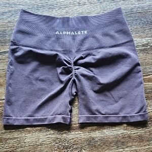 Alphalete Amplify Shorts in Dove High-Rise Ruched Plum Bike Shorts